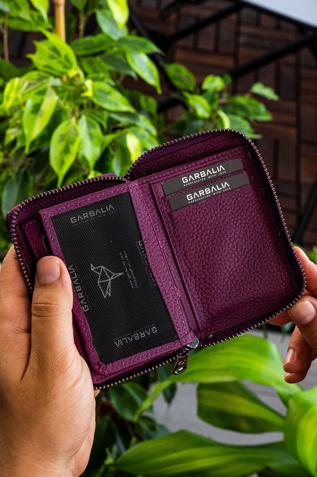 Mbajtës kartelash Zoozie Bags, zinxhir, ngjyrë damson