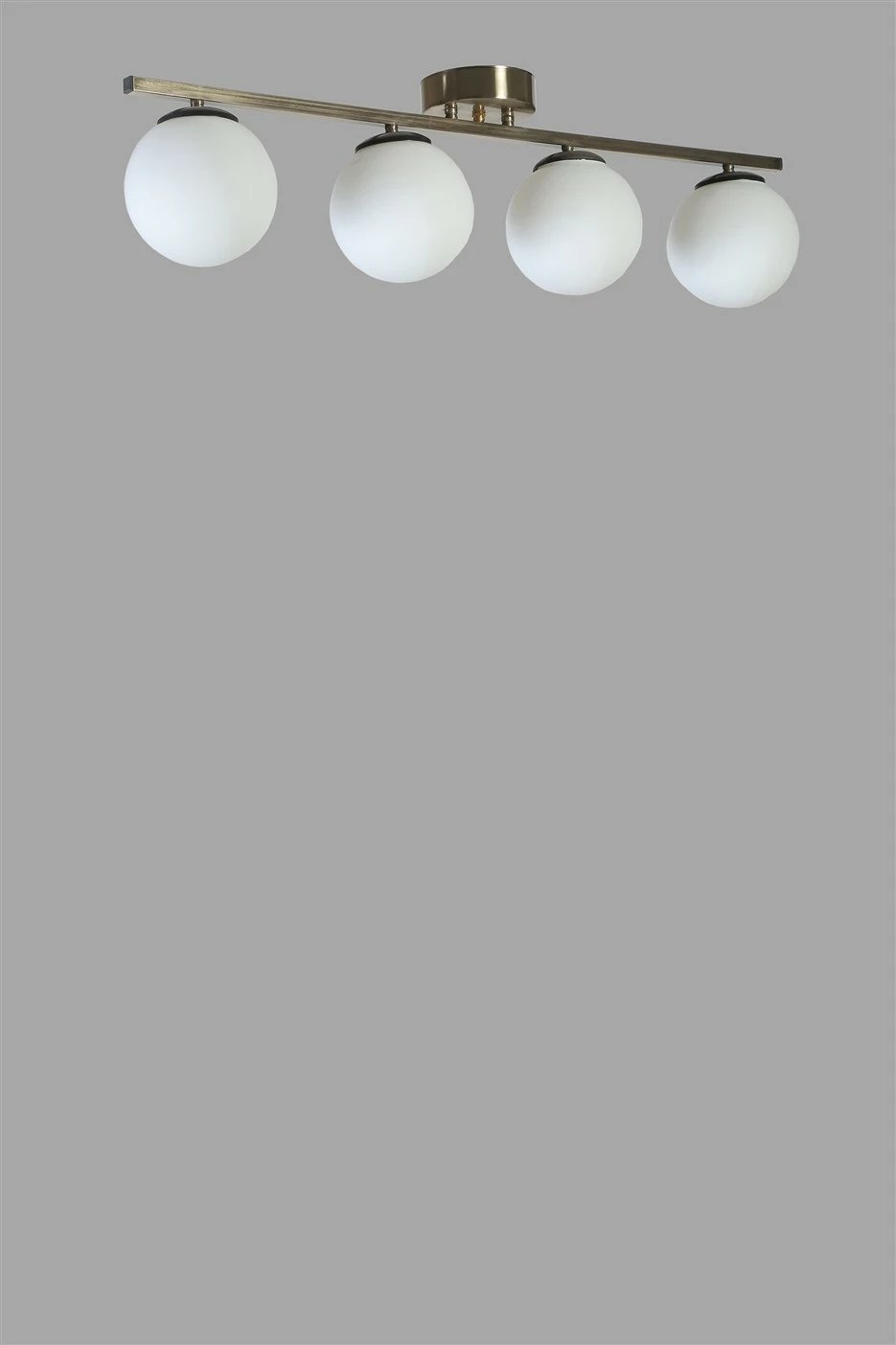 Llambë tavani Opviq, Yeni Can 4 llampa, krom mat, xham i bardhë