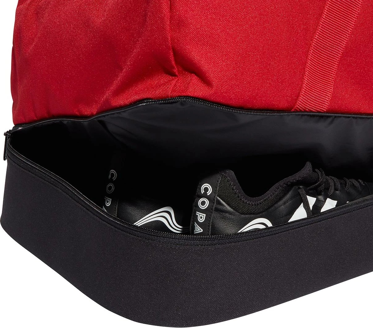 Çantë sportive adidas unisex, e kuqe Çantë sportive adidas unisex, e kuqe