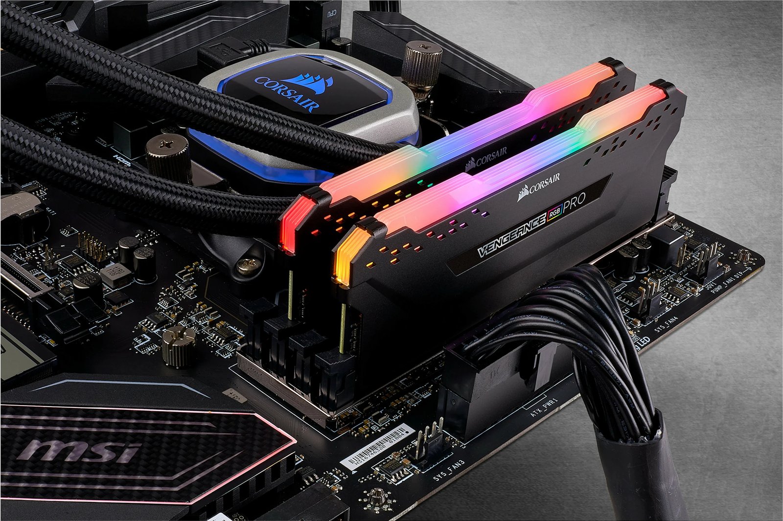 RAM Memorje Corsair Vengeance RGB PRO 16GB (2x8GB) DDR4 3200MHz e zezë