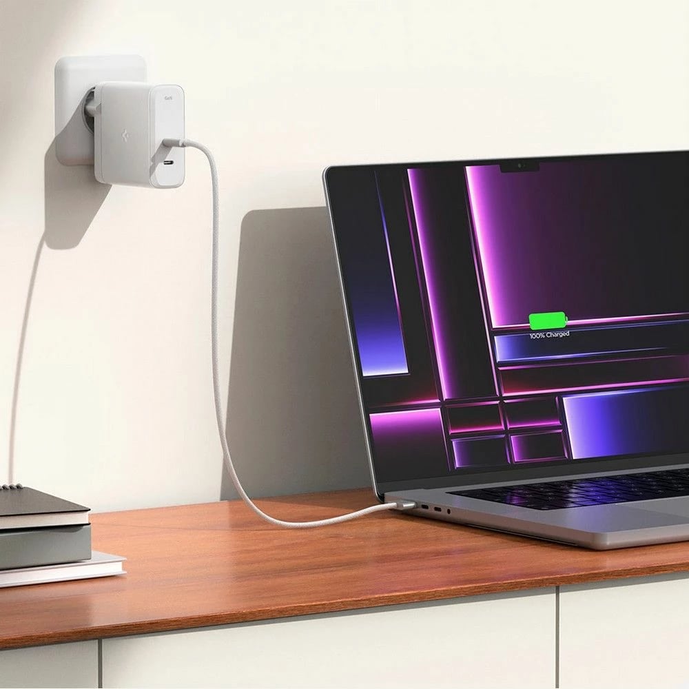 Karikues Spigen ArcStation Pro GaN-1402 me kabllo USB-C 140W, Bardhë