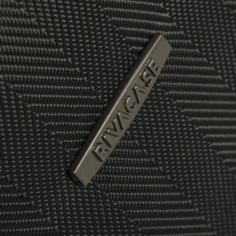 Çantë RivaCase 8135, 15.6", E zezë