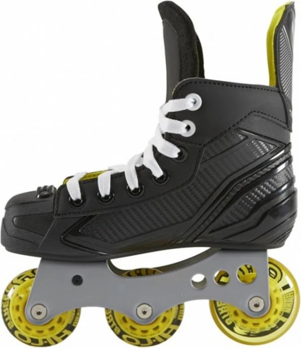 Atlete hokeji për fëmijë Bauer, të zeza