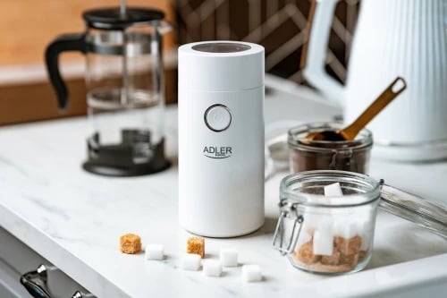 Mulli kafeje Adler AD 4446, 150 W, kapacitet 75 g, kapak transparent me bllokim sigurie, e bardhë/argjendtë Mulli kafeje Adler AD 4446, 150 W, kapacitet 75 g, kapak transparent me bllokim sigurie, e bardhë/argjendtë