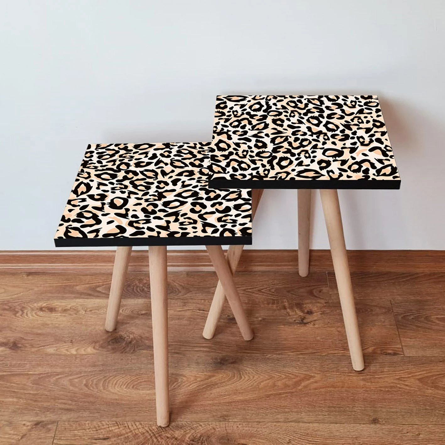 Set tavolinash ndihmëse me dizajn leopard, Skye Decor, 2 copë, 2Shp152, bardhë