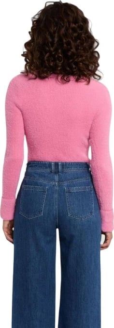 Maicë Morgan De Toi femra rozë