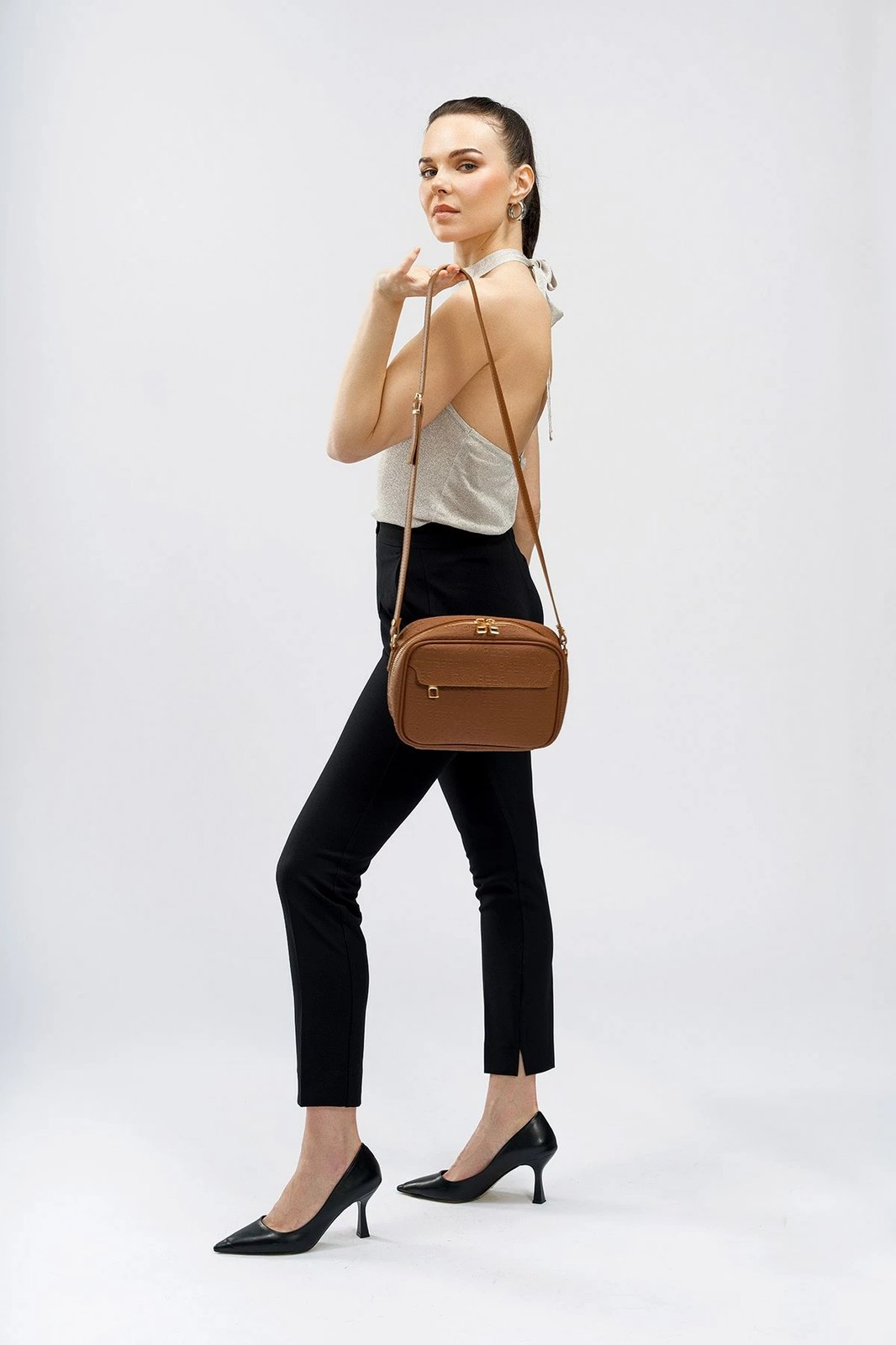 Çantë crossbody Lucky Bees, ngjyrë tan, 951