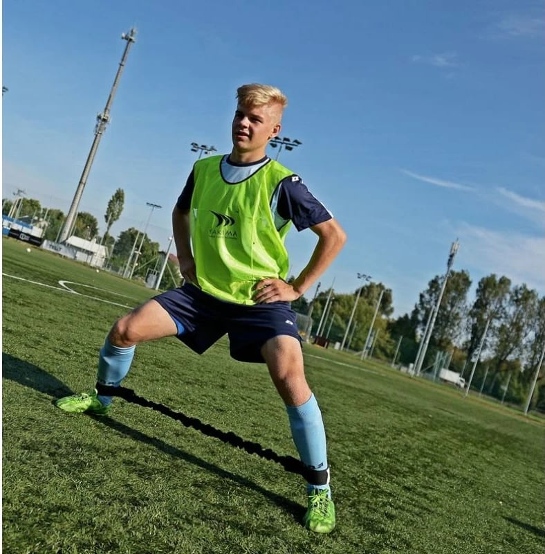 Shenjues për futboll për fëmijë Yakimasport, të kuqe
