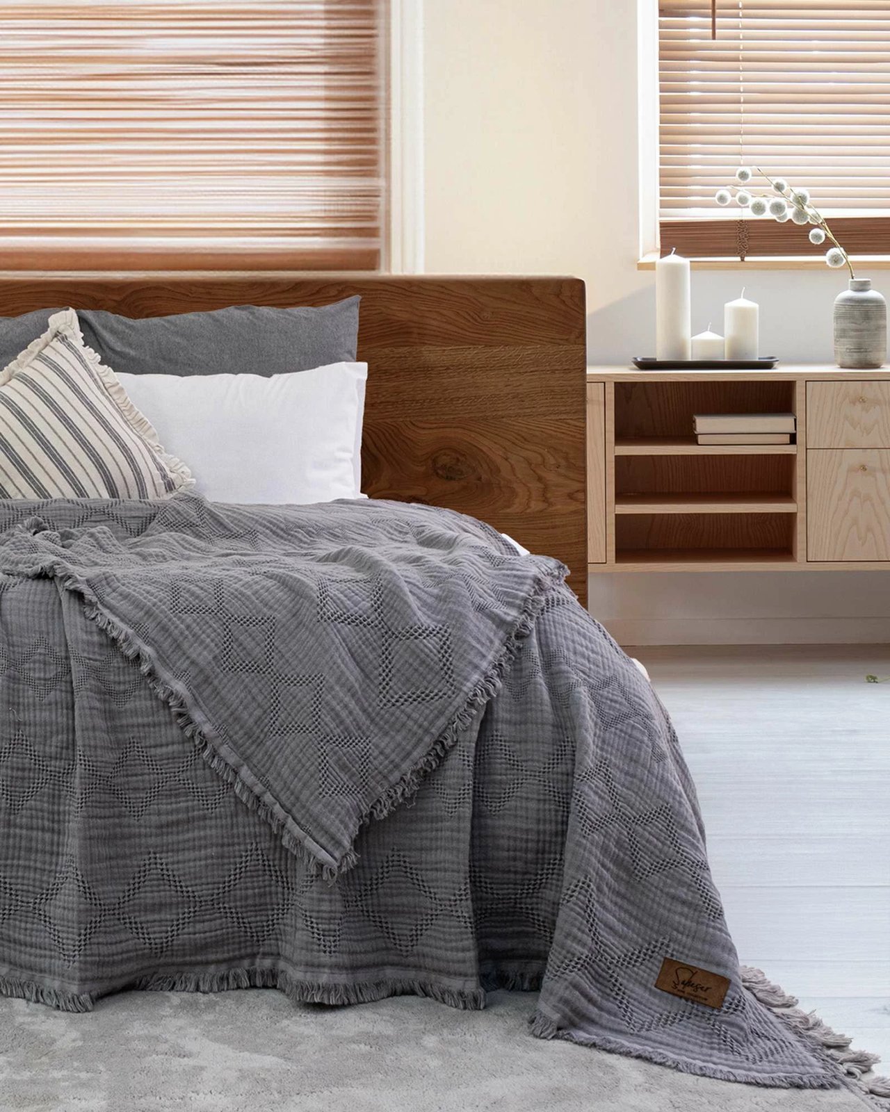 Mbulesë dyshe për shtrat, ngjyrë gri e errët, L'essentiel, Oscar