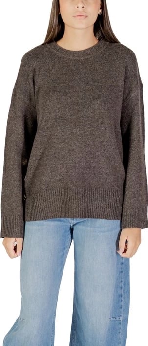 Xhemper femra Only, kafe