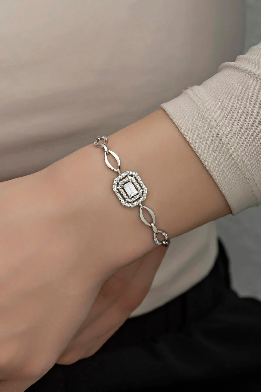 Byzylyk argjendi, Jumeon, NRZ998411