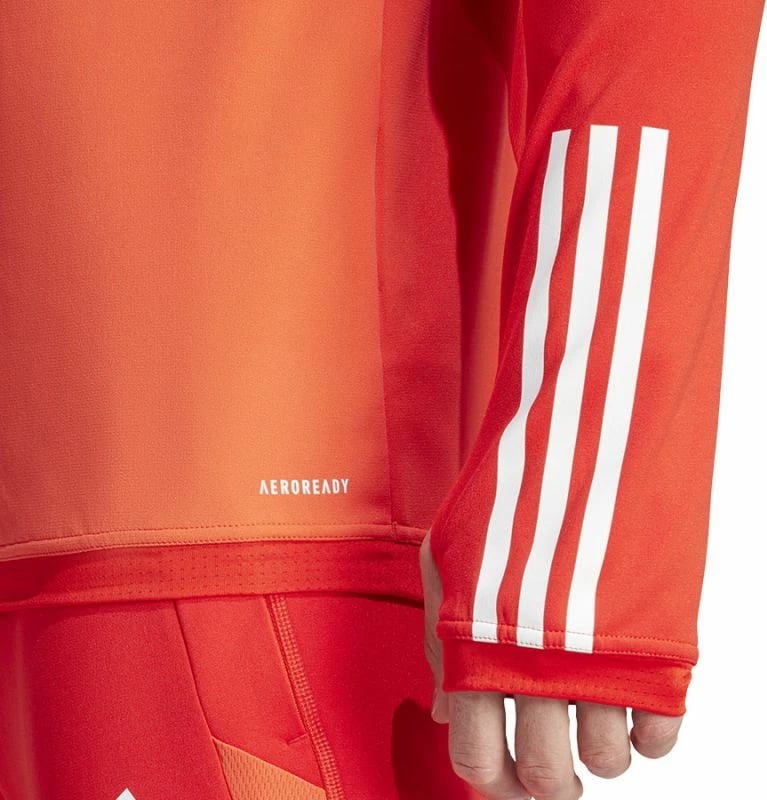 Duks për meshkuj adidas FC Bayern, i kuq Duks për meshkuj adidas FC Bayern, i kuq