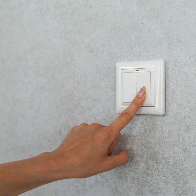 Switch Shelly BLU Wall 4 Adapter Gira & Merten, ngjyrë fildishi