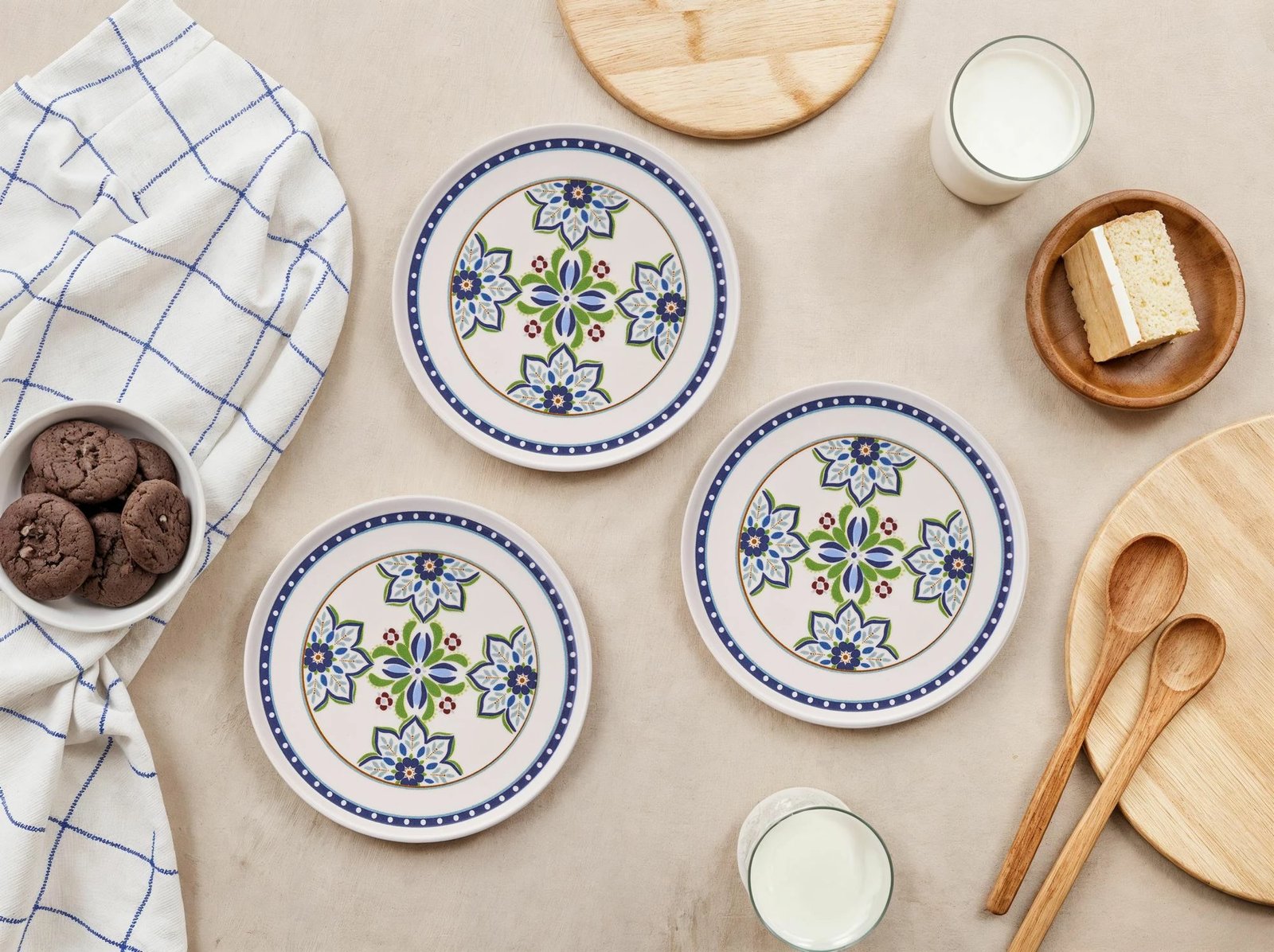 Set pjatash ëmbëlsirash (6 copë), Hermia Concept, Four Flover