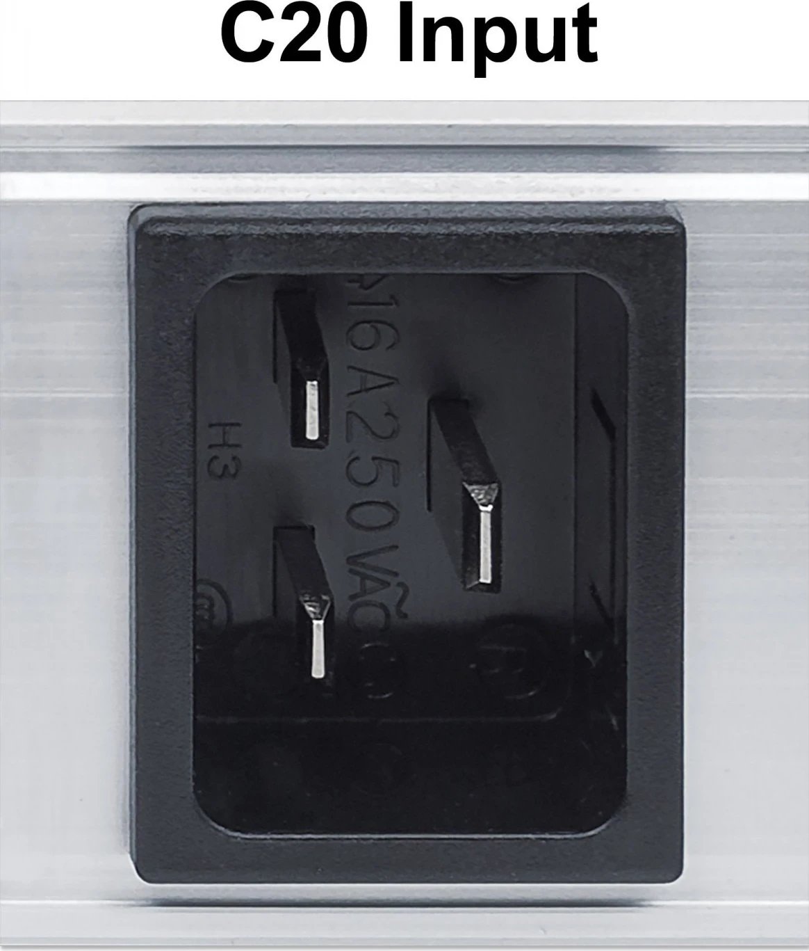 PDU me menaxhim IP Intellinet për kabinetë rack, e zezë