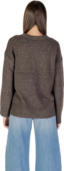 Xhemper femra Only, kafe