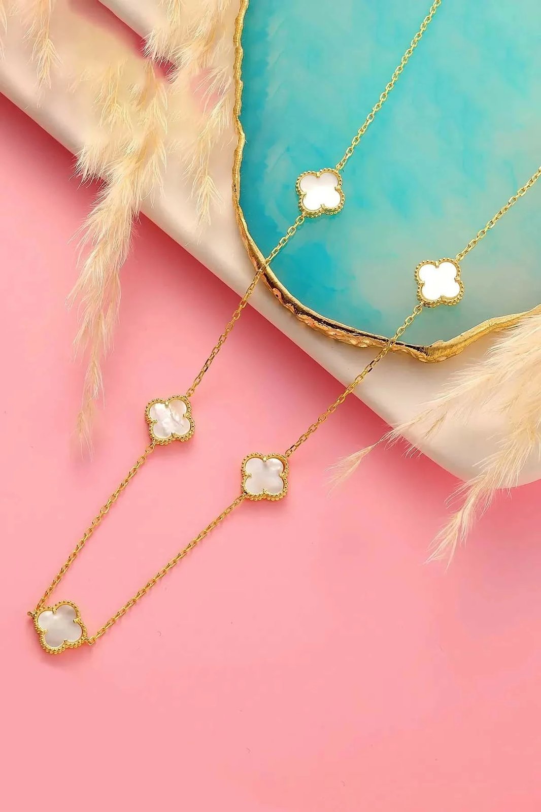 Varëse qafe Jumeon, ngjyrë e bardhë, Sdf-Clefkly