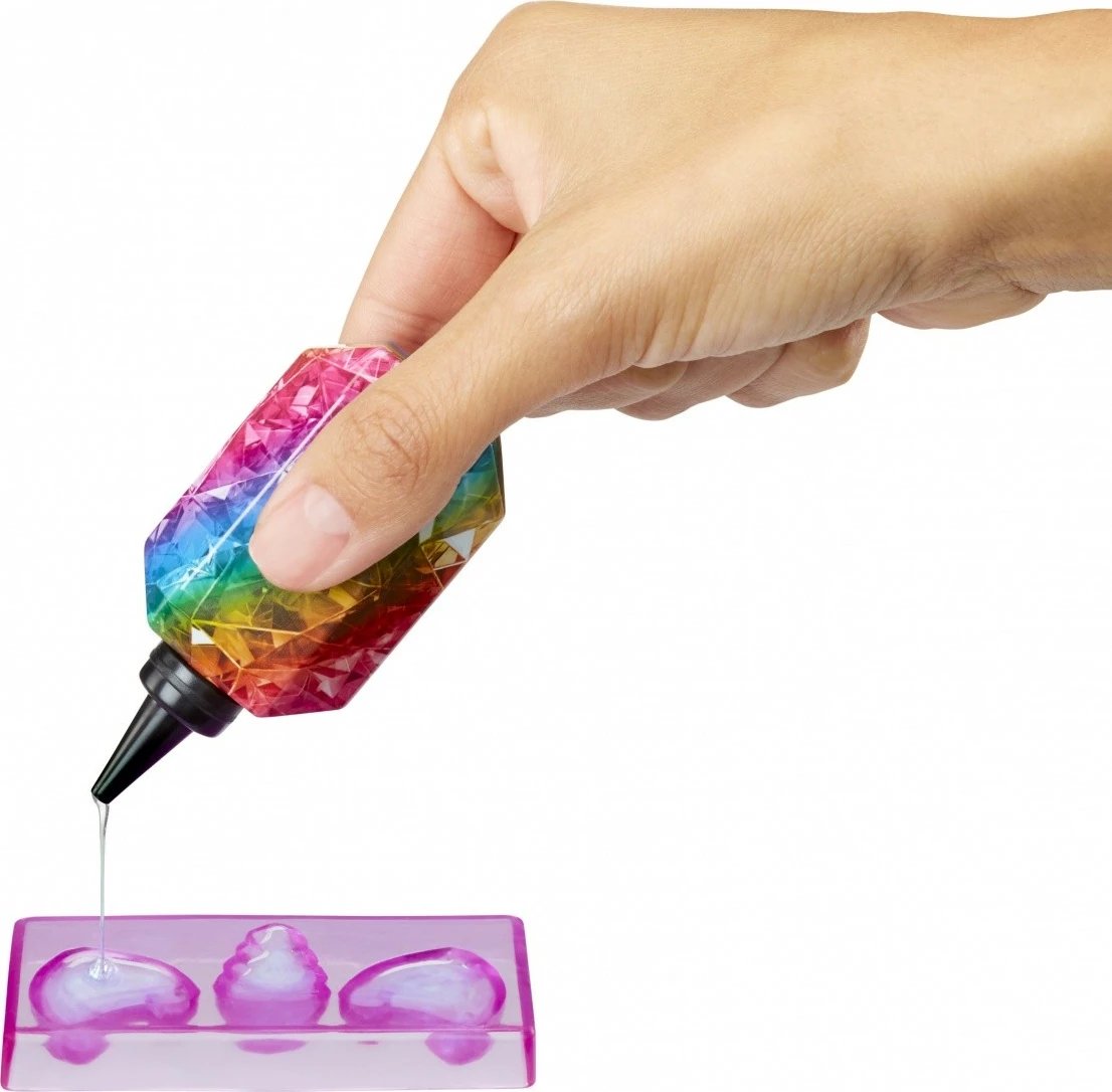Kukull Rainbow High Creative Crystals Amaya me aksesorë personalizues, shumëngjyrëshe