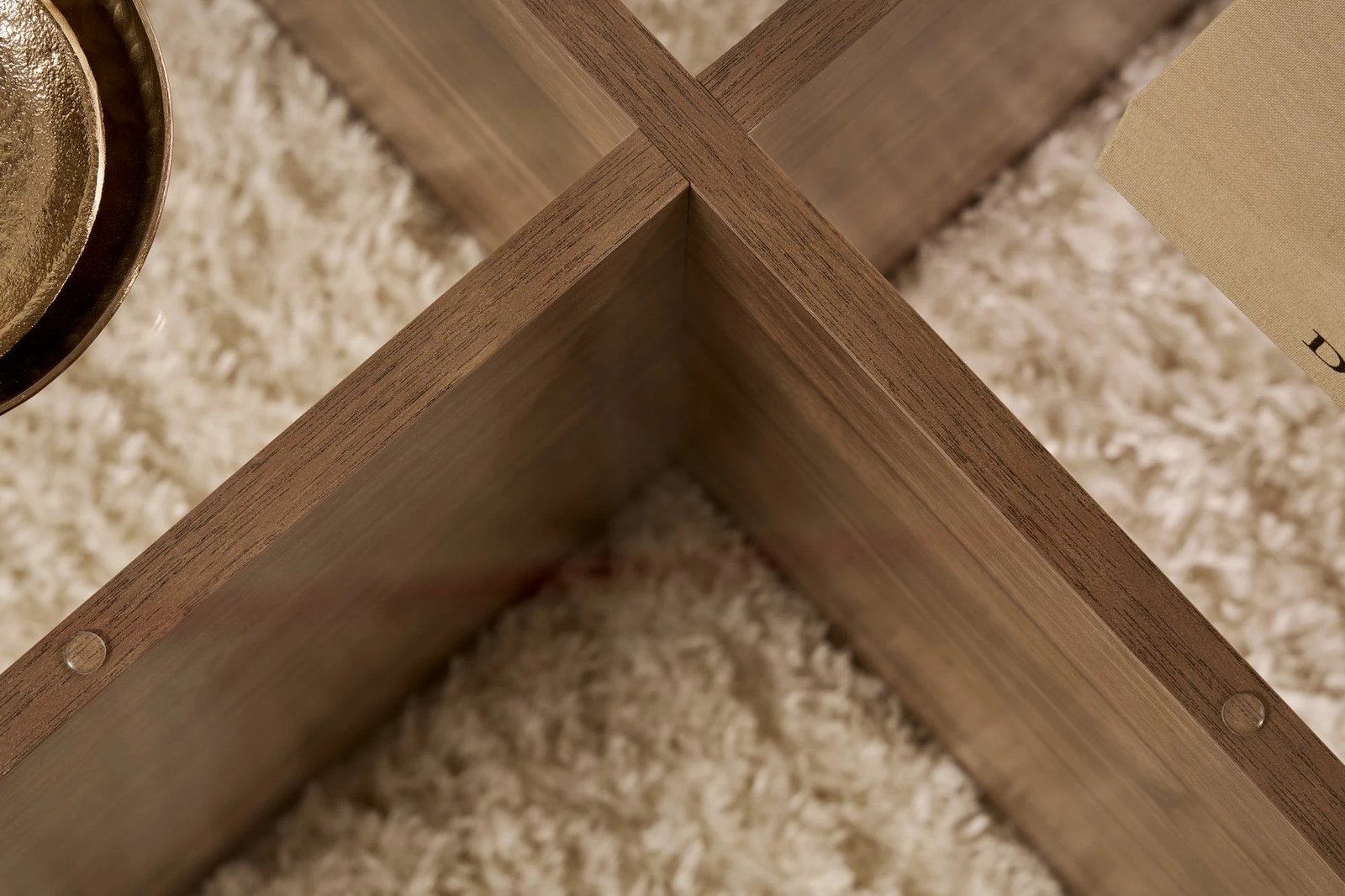 Tavolinë kafeje Nordure, Aeris, ngjyrë arre, xham transparent