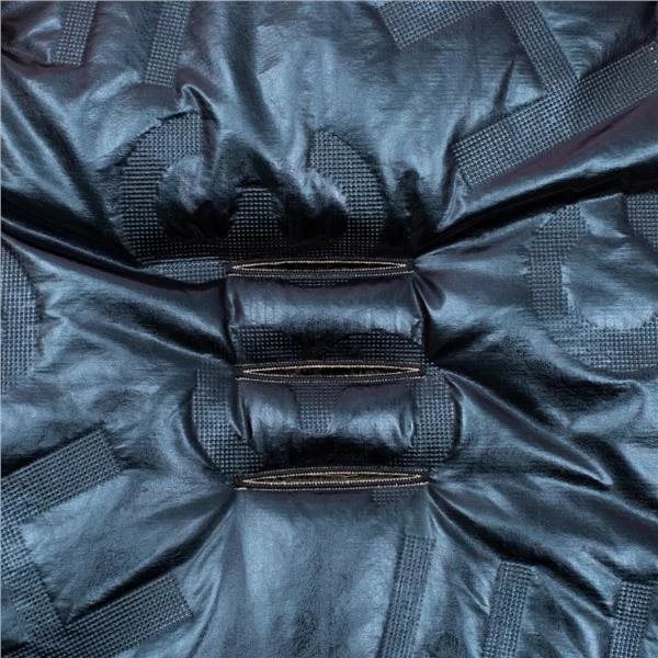 Qese këmbësh dimri, NEW BABY Luxury Fur, 98x48 cm, hapje me zinxhir rrethor, vrima për rripa 5‑pikësh, kapuç me gëzof i heqshëm, blu