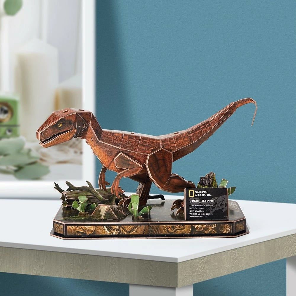 Puzzle 3D Cubic Fun National Geographic Velociraptor, 63 pjesë