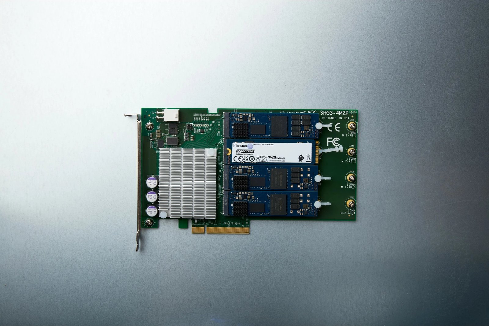 SSD Kingston DC2000B 960 GB PCIe 4.0 M.2, i zi