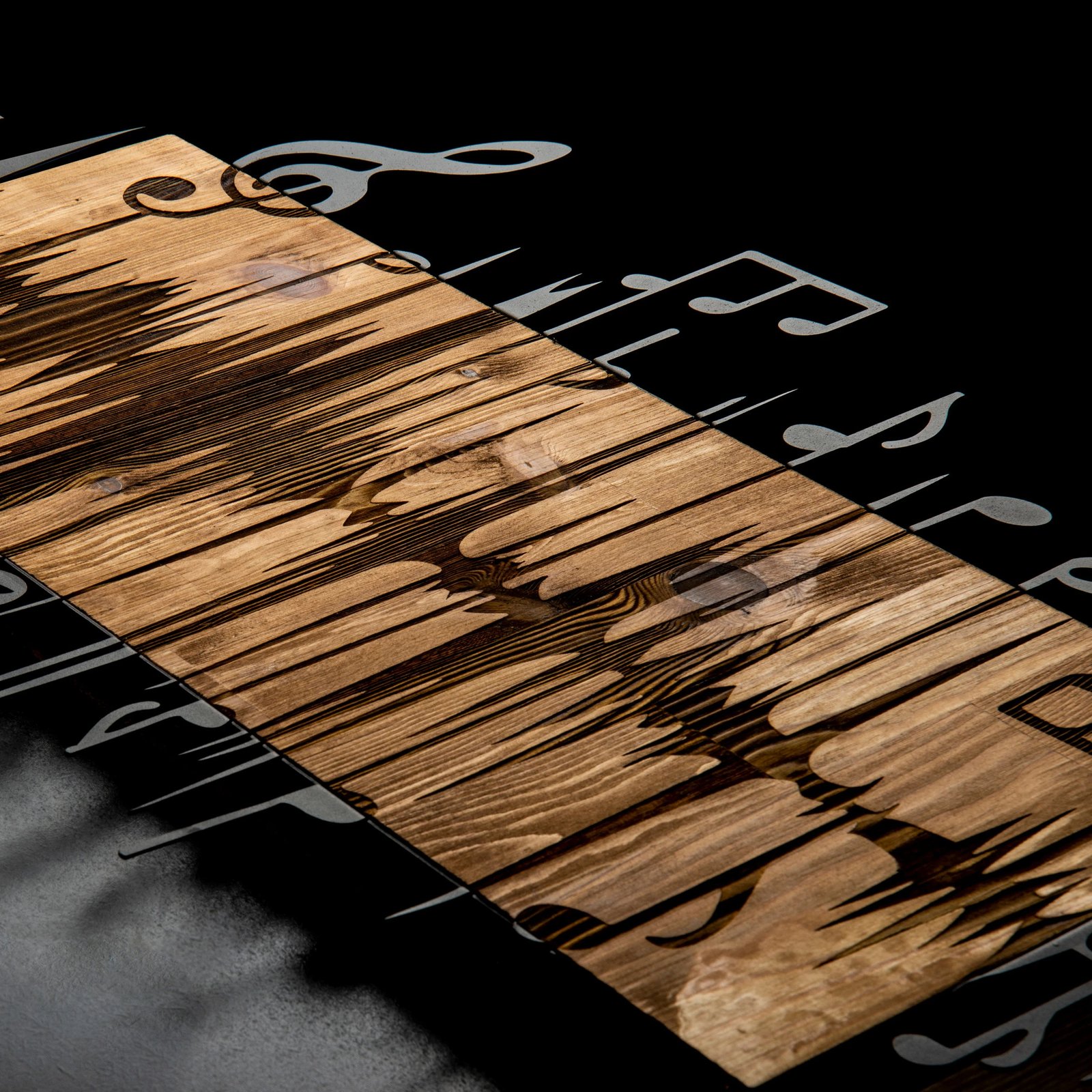 Aksesor dekorativ për mur, dru dhe metal, Wallity Efsa, ngjyrë e zezë dhe arre, 90x47cm