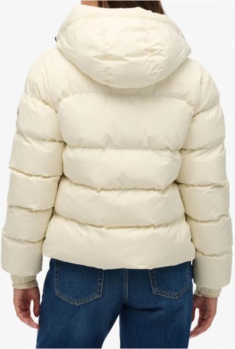 Jakne Superdry femra të bardha