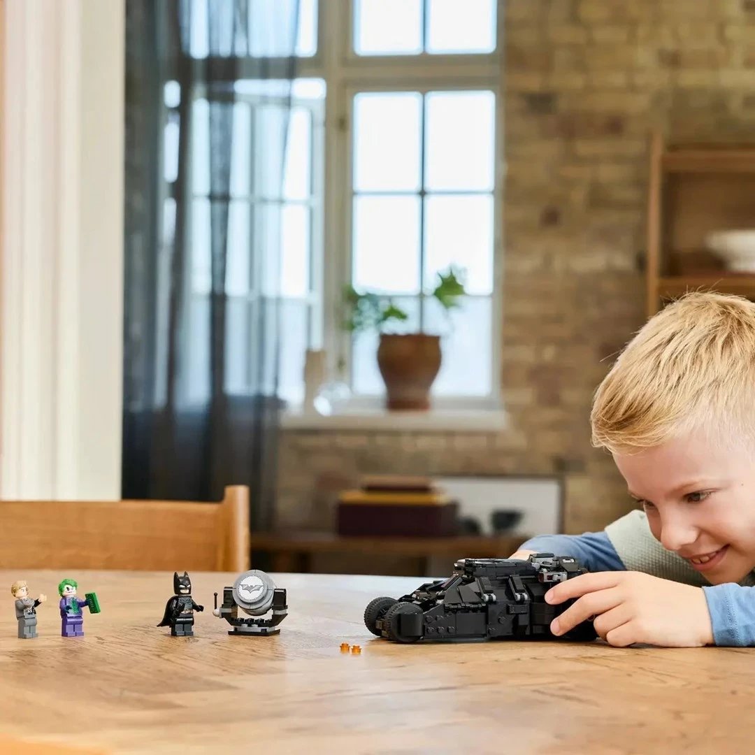 Lego Batman 76303 Tumbler vs. Two-Face & The Joker