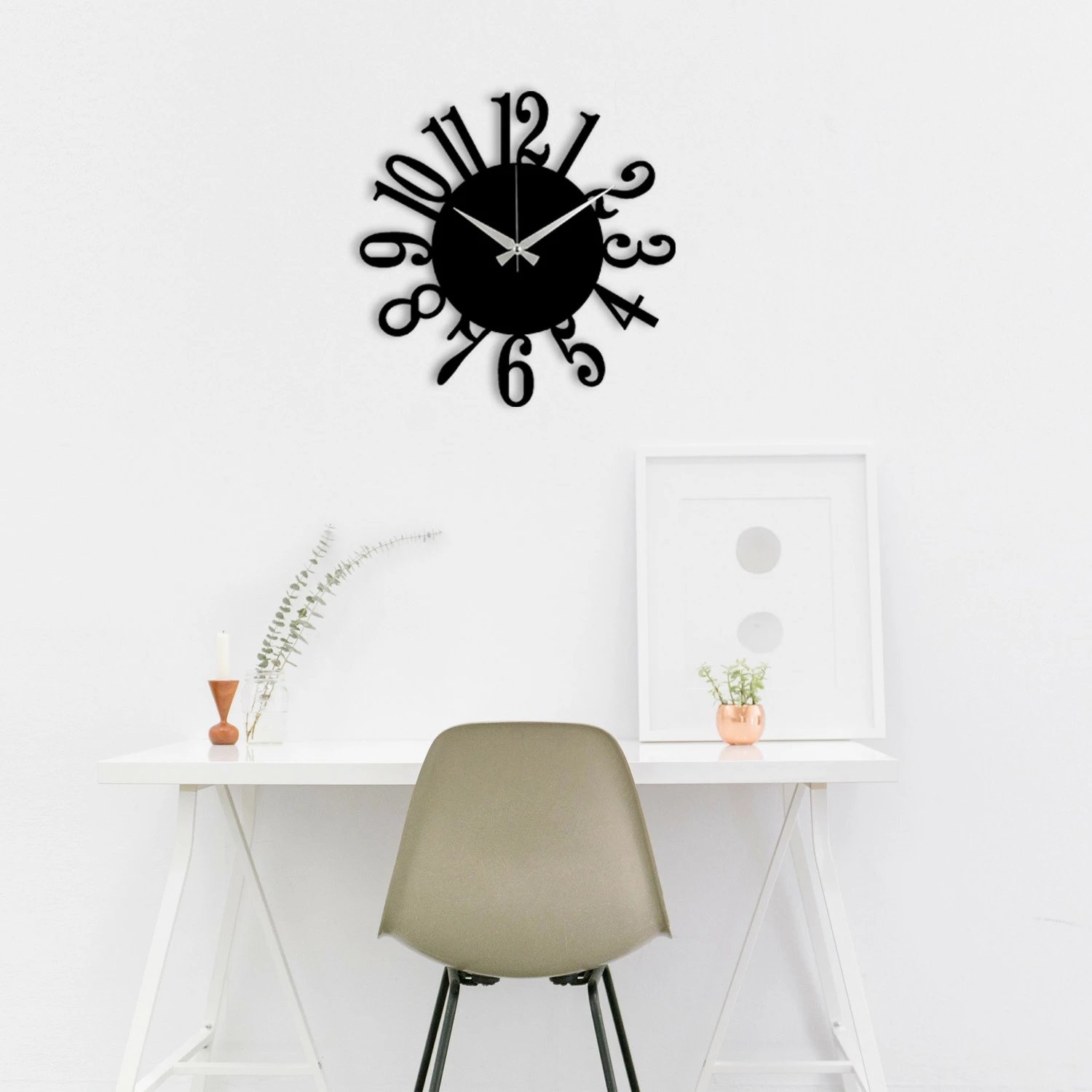 Orë muri dekorative prej metali, Wallity Enzoclock - S005, e zezë, 48x48cm