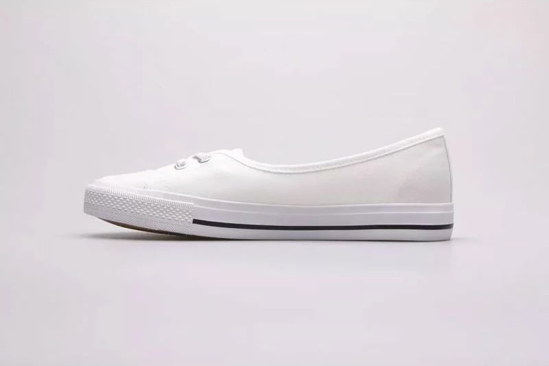 Atlete për femra Lee Cooper, të bardha