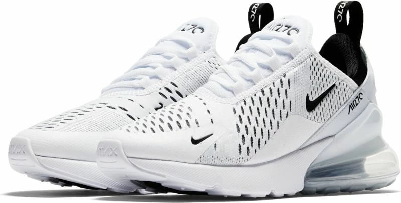 Atlete Nike për femra, të bardha