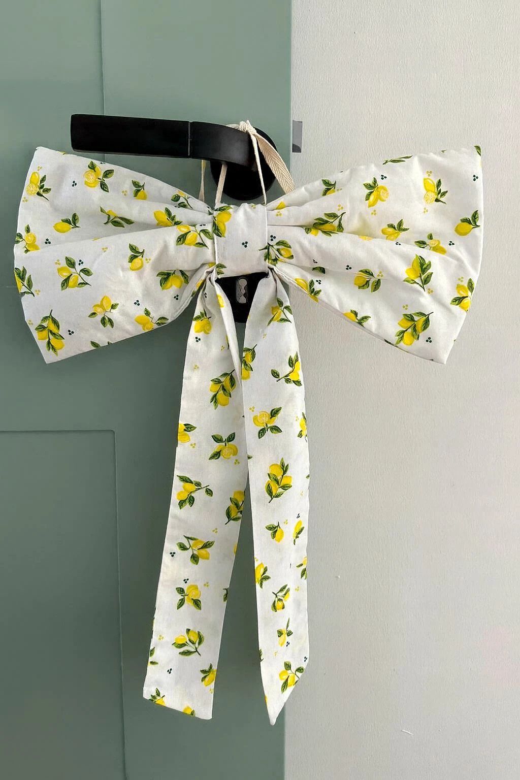 Dekor për derë, fjongo e verdhë dhe e bardhë, Door Bow-9