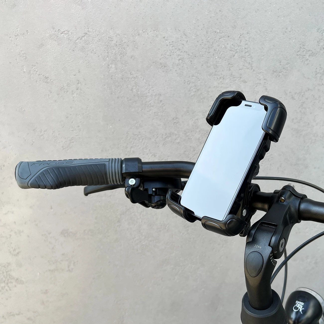 Mbajtës telefoni Wozinsky WBHBK6 për timon biçiklete, motoçiklete apo trotinete, i zi