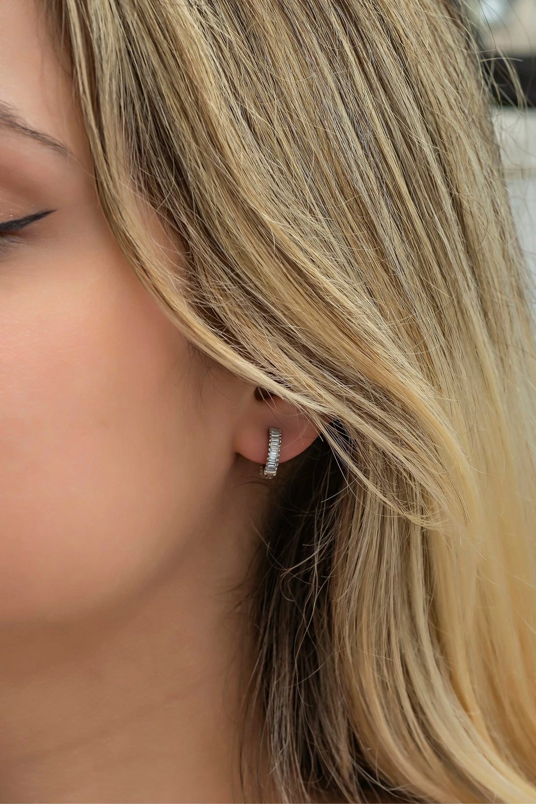 Vath argjendi, Jumeon, NRZ998596