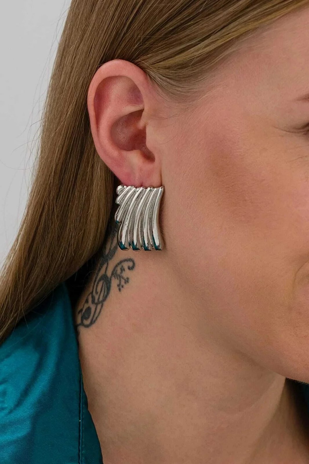 Vathë argjendi Jumeon, Gms-Kntkup