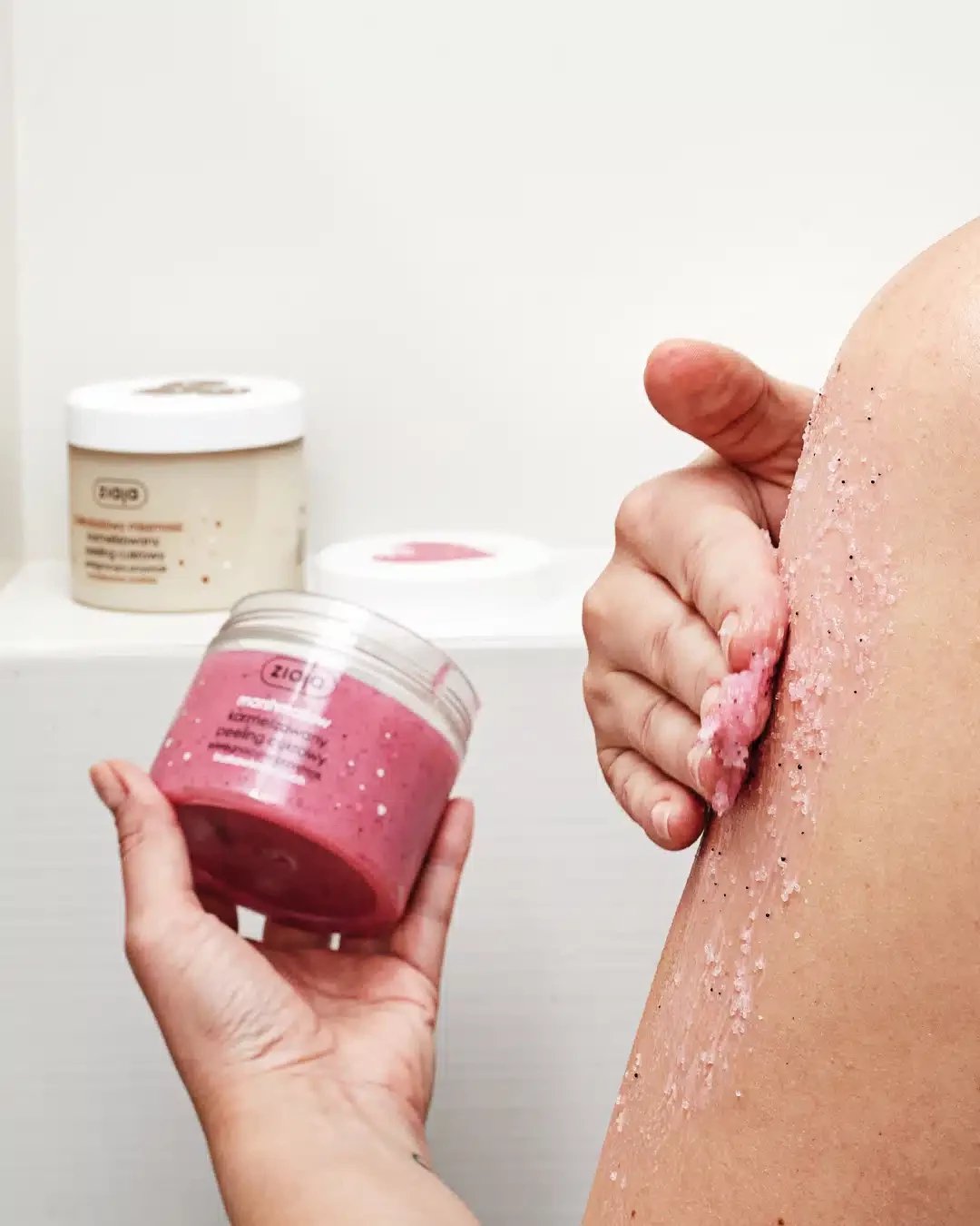 Scrub Trupi me Marshmallow 300ml Scrub Trupi me Marshmallow 300ml