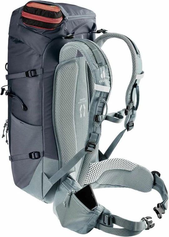 Shpinë për hiking Deuter, e zezë