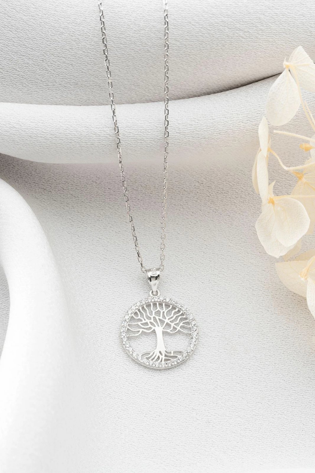 Varëse argjendi Jumeon, DL6230