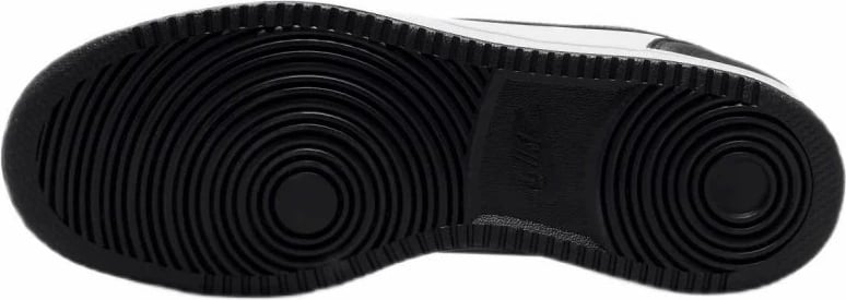 Atlete për meshkuj Nike, të bardha