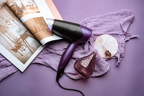 Tharëse flokësh, Adler AD 2260, 1600W, 2 temperatura 2 shpejtësi, dorezë palosëse, cool-shot, me koncentrator, e zezë e vjollcë