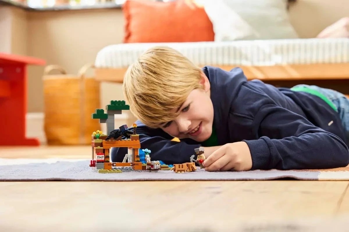 Lego Minecraft 21269 The Armadillo Mine Expedition