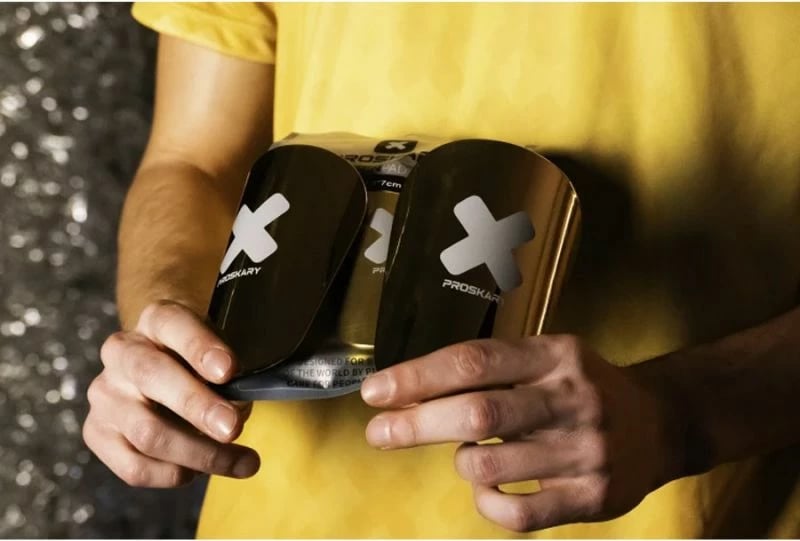 Mbrojtëse kërcinjsh Proskary për futboll