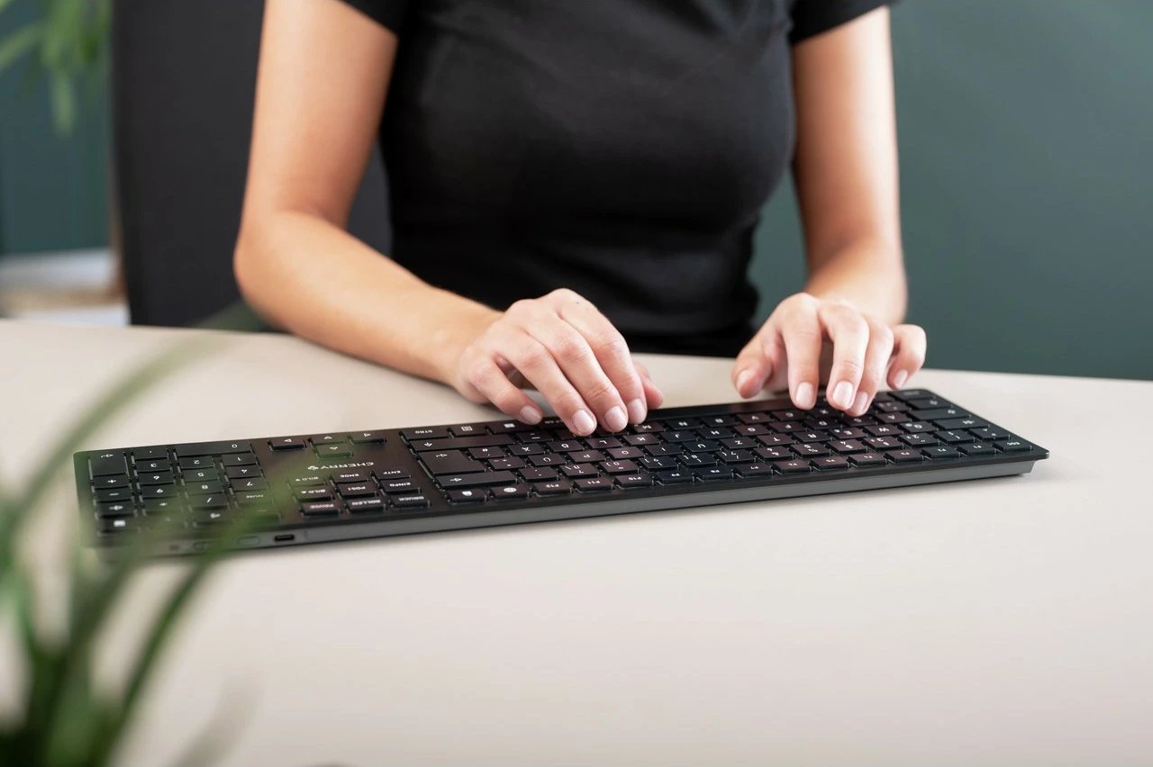 Tastierë Cherry KW 9100 SLIM, Wireless, RF Wireless + Bluetooth, QWERTY, Ngjyrë e zezë