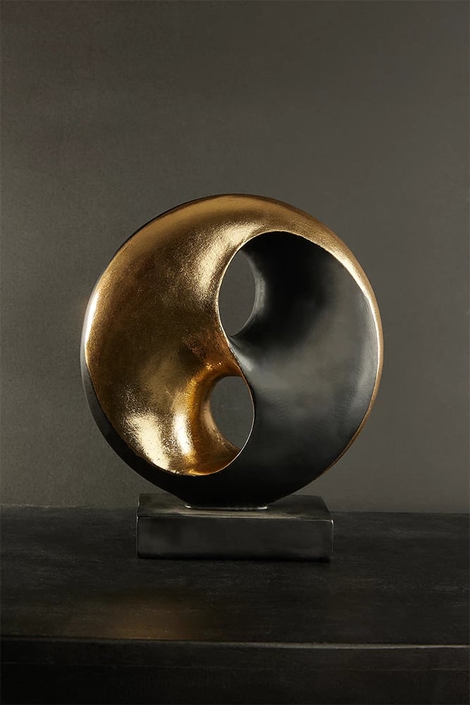Dekor yin yang, totem, polirezine, ngjyrë ari e zezë, 27x10x31cm