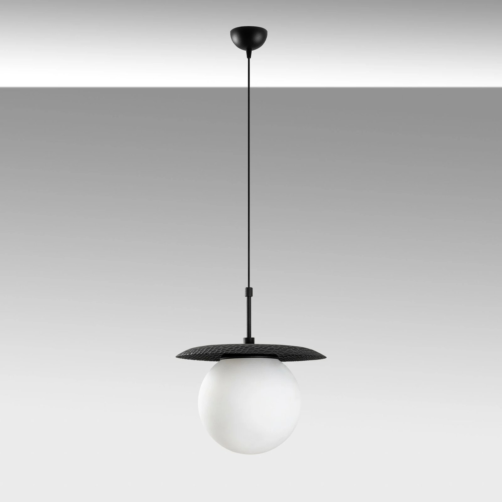 Llambë tavani Opviq, Anemon - 13808, metal i zi, gotë, lartësi e rregullueshme