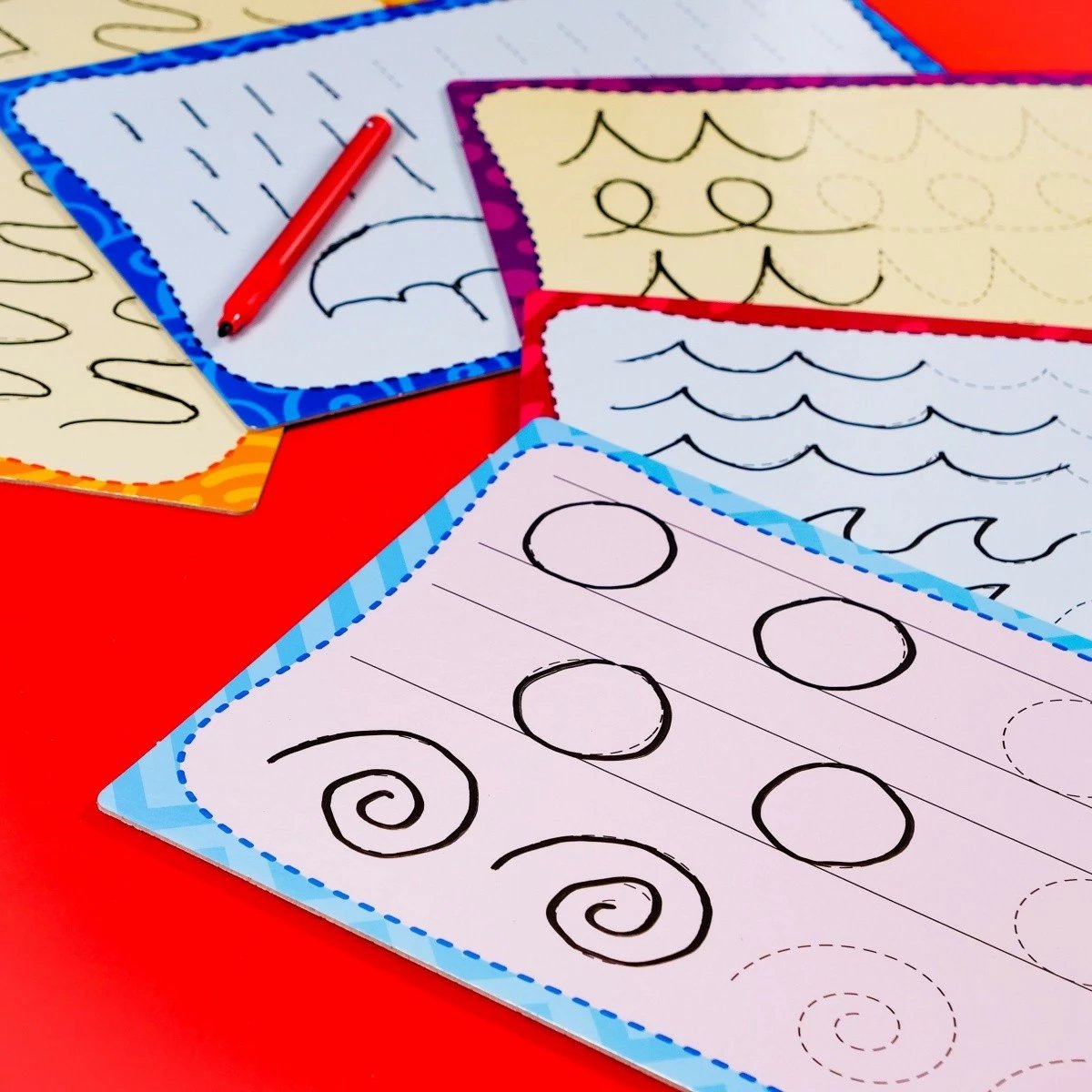 set edukativ shkrimi, Lisciani 304-PL97081, stilolaps ergonomik, 18 tabela, 3+