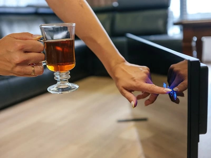 Ngrohës konvektor Lafe IR ThermoSmart 700W, smart, i zi