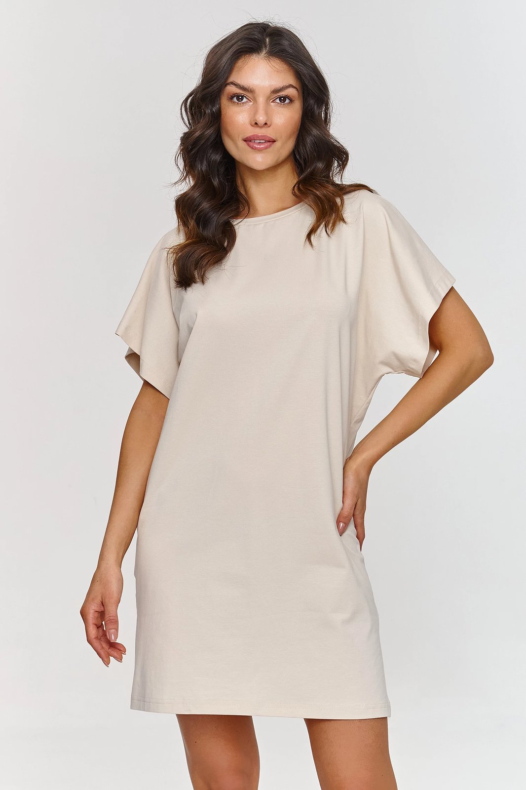 Fustan për femra Makadamia model 209642, bezhë