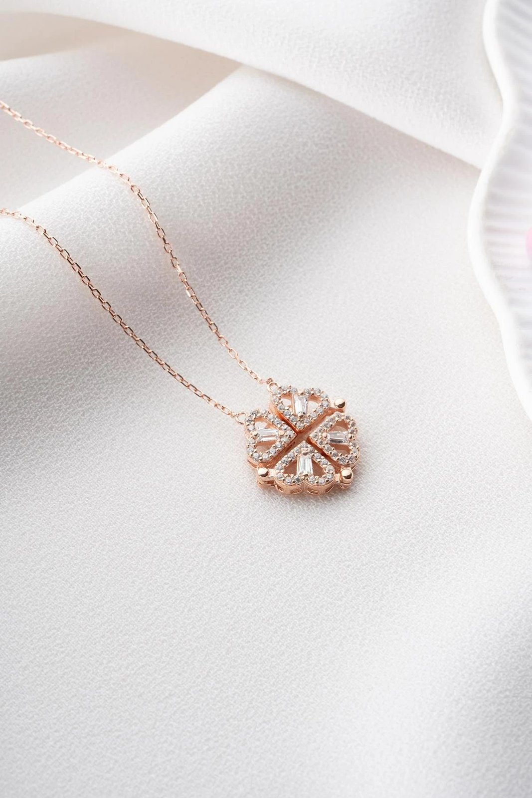 Varëse argjendi Jumeon, ngjyrë rozë e artë, NRZ999183 Varëse argjendi Jumeon, ngjyrë rozë e artë, NRZ999183